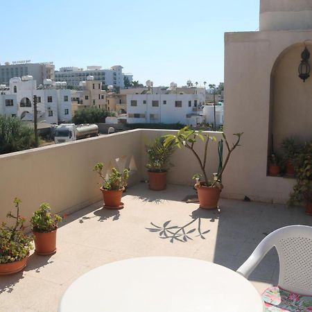 Ria Beach Sea View Apartment Pyla Dış mekan fotoğraf