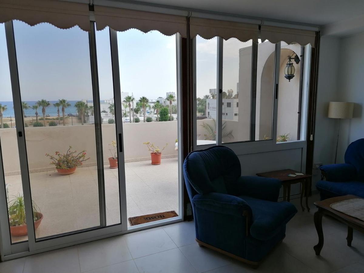 Ria Beach Sea View Apartment Pyla Dış mekan fotoğraf